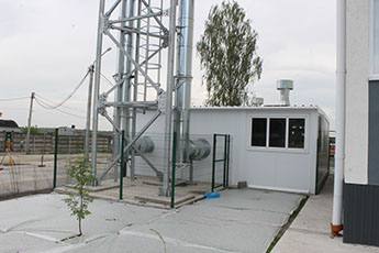 Термостатический пульт управлени газовым котлом с двухступенчатой горелкой установленный в котельной
